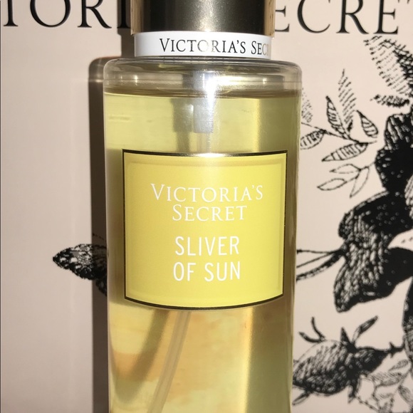 ☀️NWT VICTORIA’S SECRET “SILVER OF SUN” BODY SPRAY☀️ - Picture 2 of 5